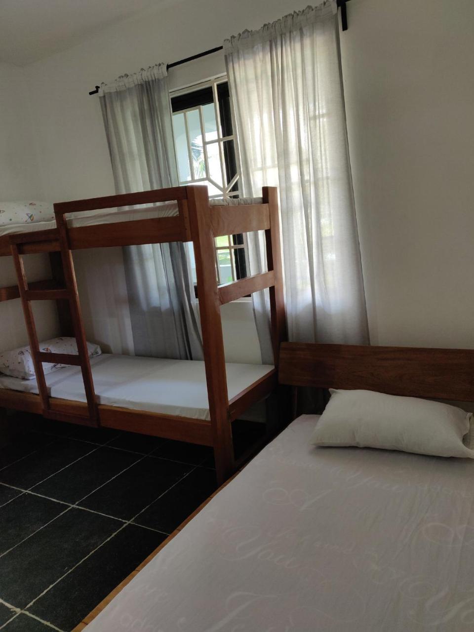 Serenity Haven Lodge Busua 外观 照片